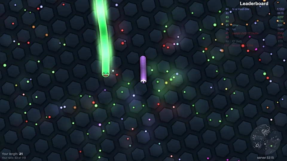 Slither.io running in a web browser, Multiplayer game, no download
